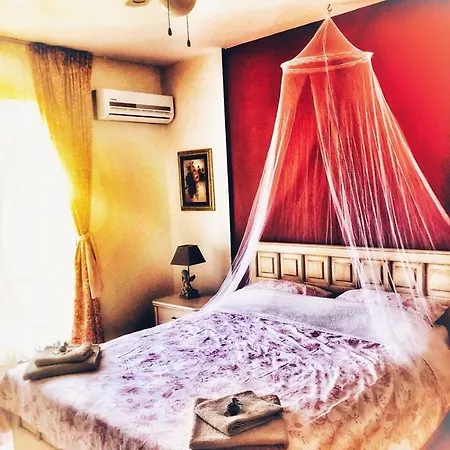 Mayko Ev Hotel